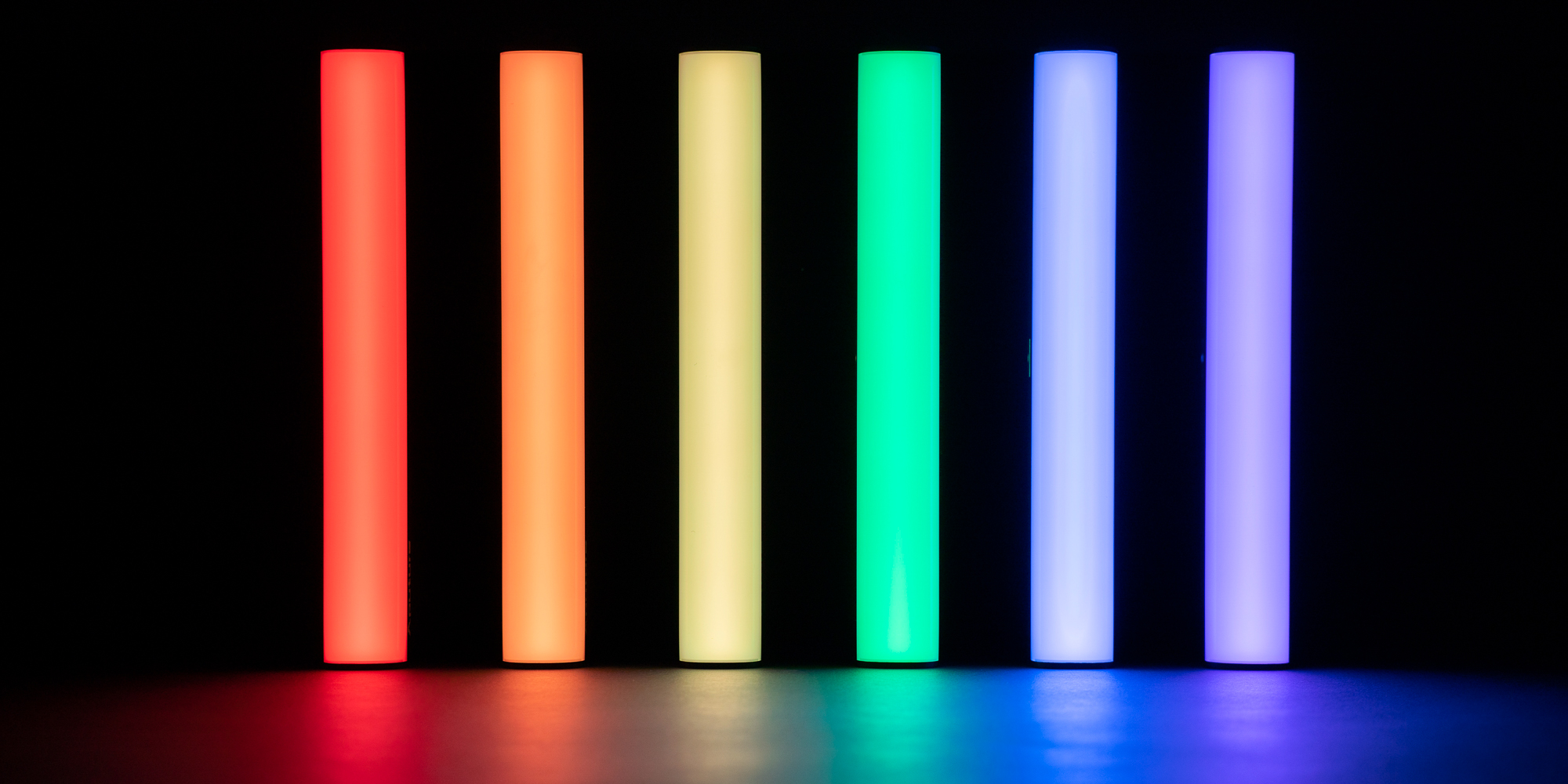 Aputure MT Pro LED Lamp - Colour Magic