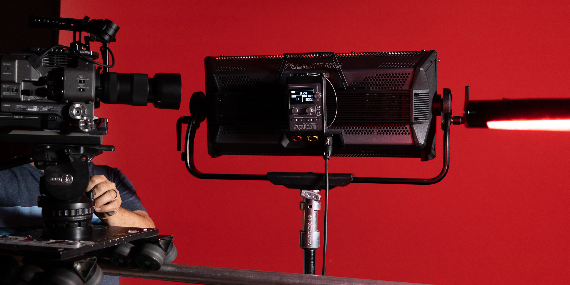 Lampa LED Aputure Nova P600c Kit - Zdalne sterowanie