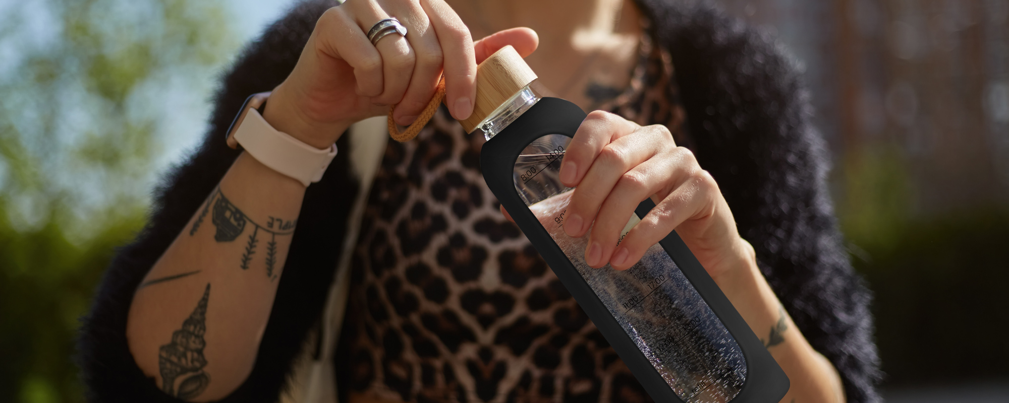 width=100% Butelka szklana KiCA Hydro Glass 1000 ml - szara