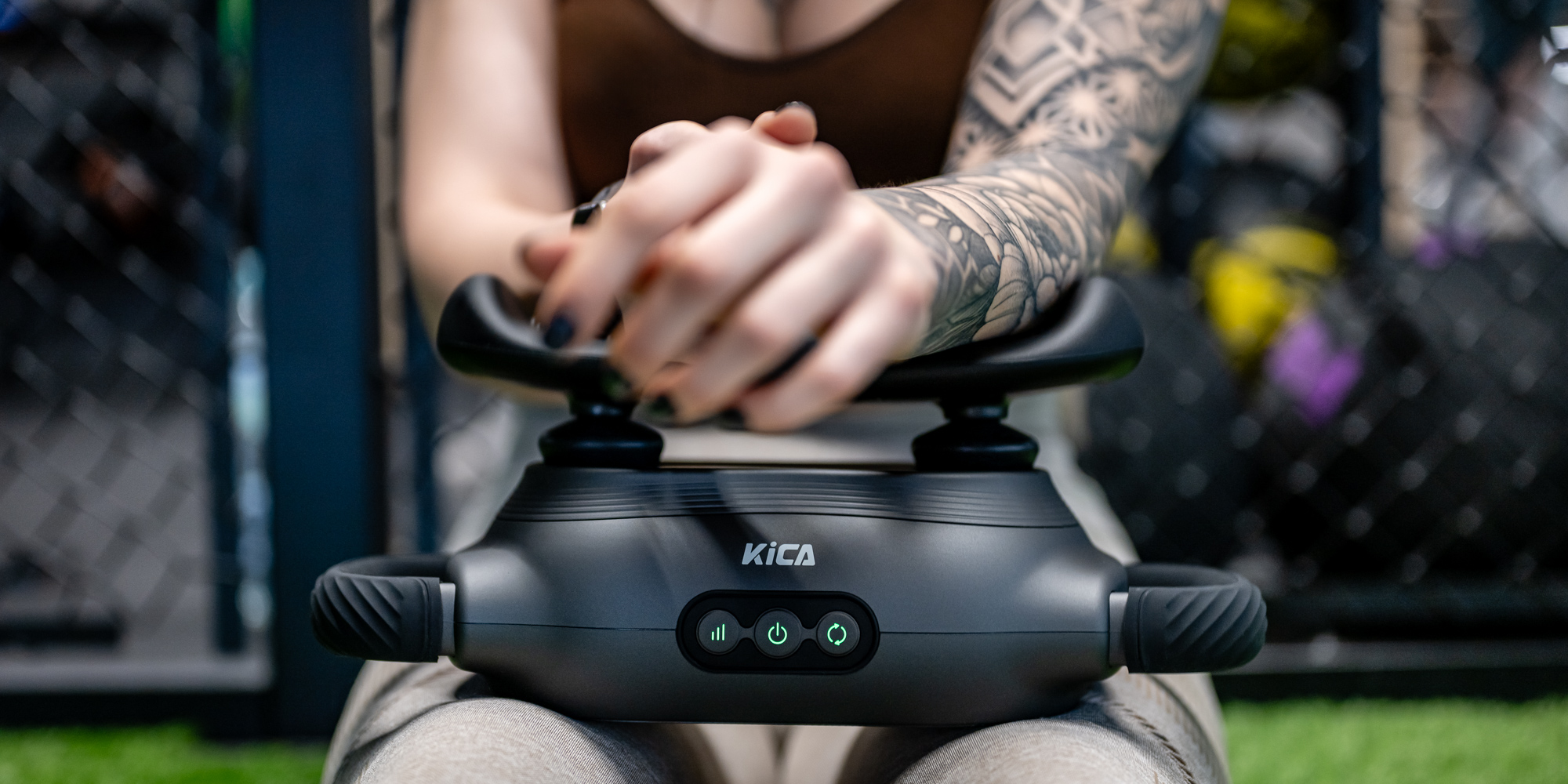 Masażery wibracyjne: Wpływ masażu wibracyjnego na regeneracje i performance treningowy