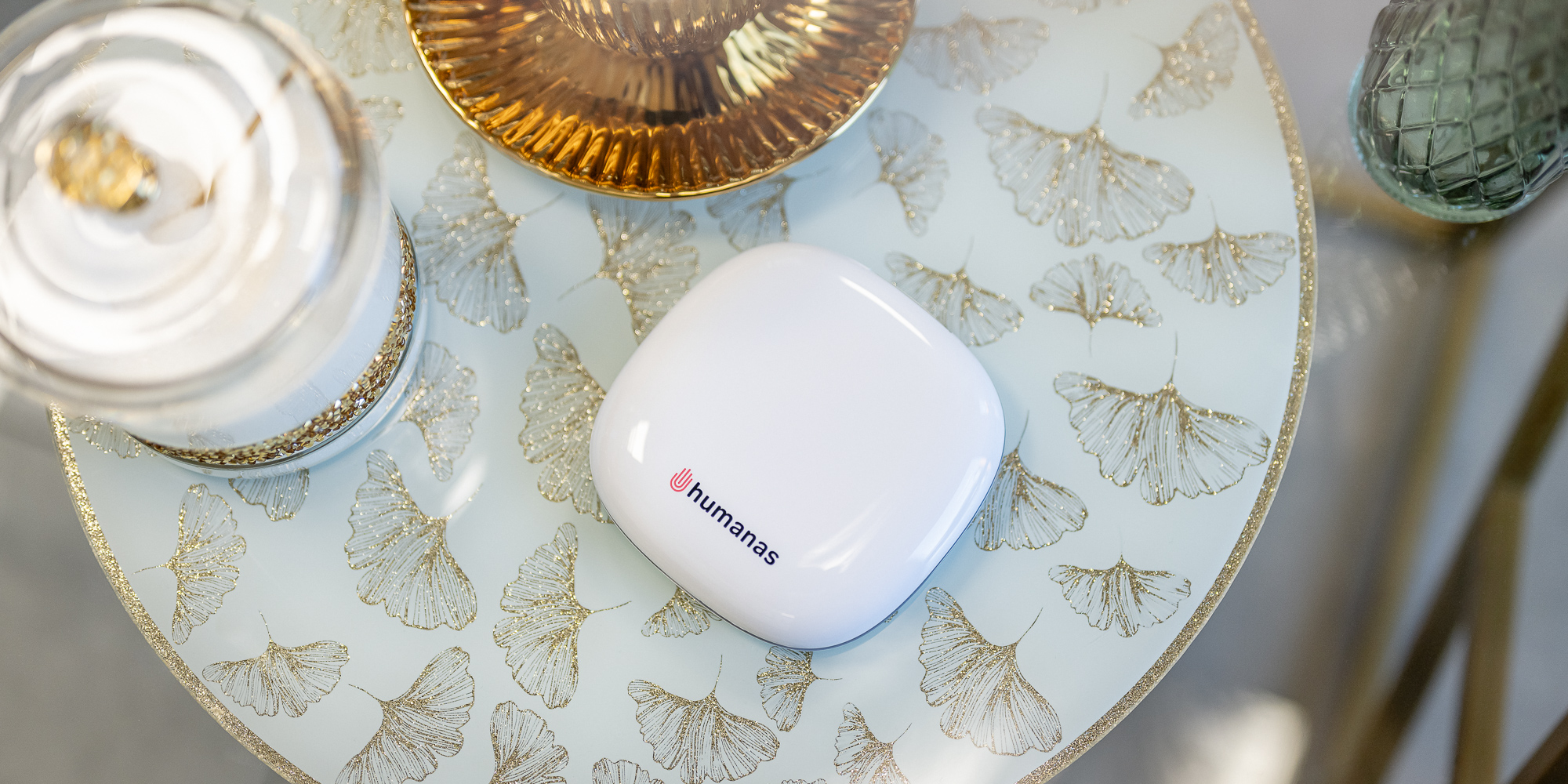 Świąteczny pomysł na prezent dla niej: luksusowe gadżety beauty i akcesoria