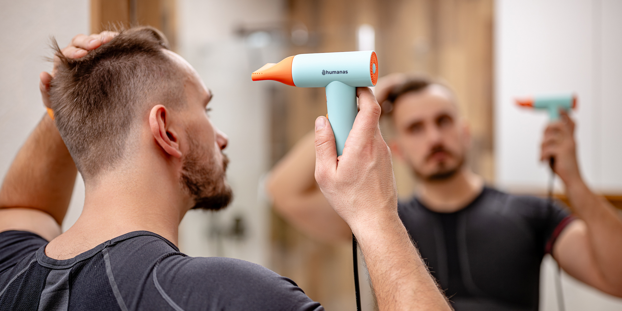 Suszarka do włosów z funkcją jonizowania Humanas AirTouch HD-AT03 mini - miętowa