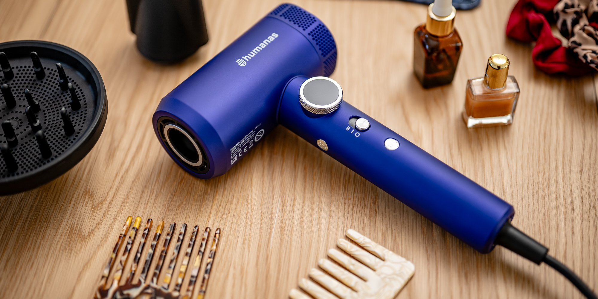 Suszarka do włosów z funkcją jonizowania Humanas AirTouch HD-SmartHeat - fioletowa