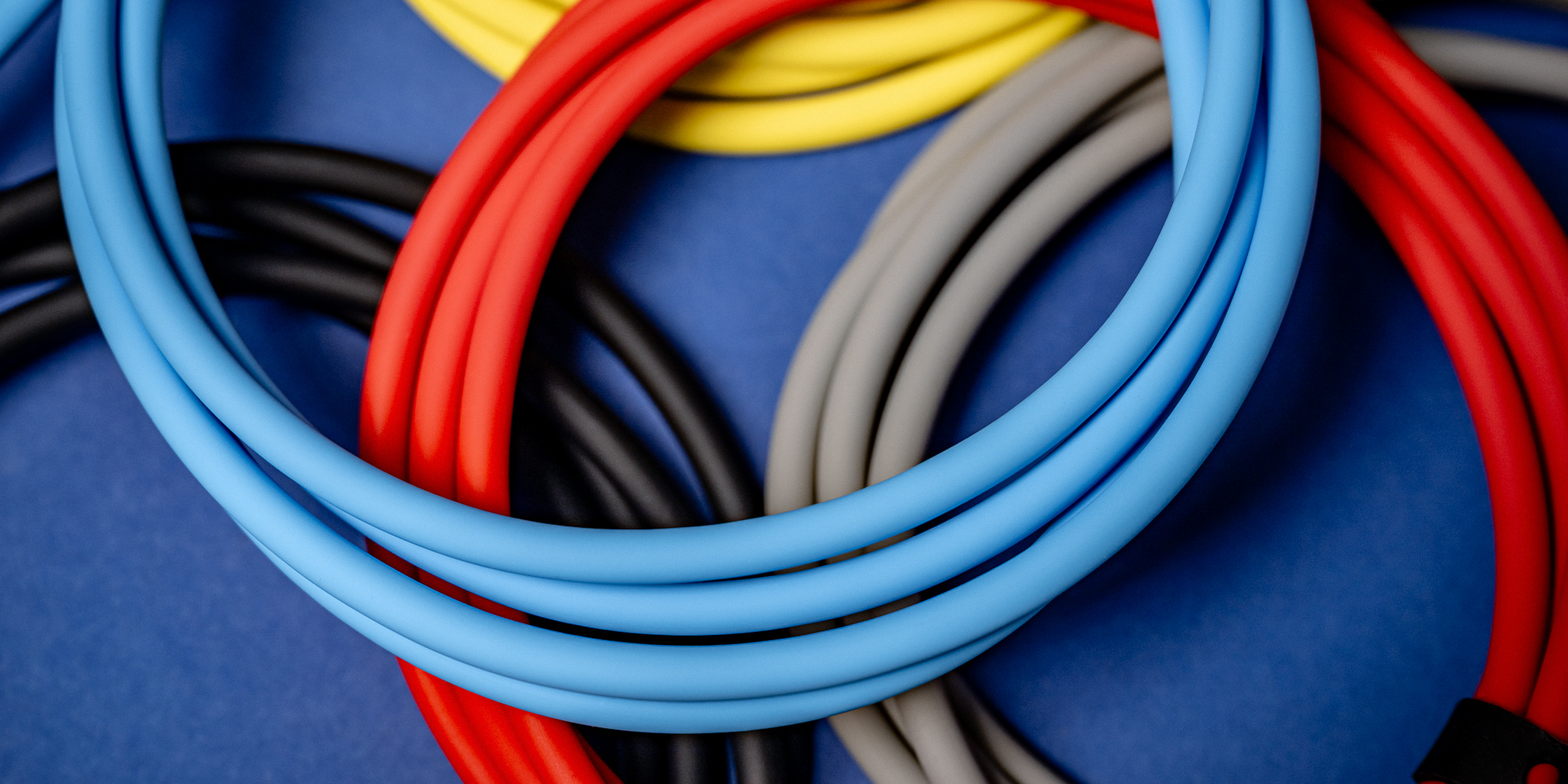 Kabel Newell USB-C - USB-C 100 W, 2 m, silikonowy, pomarańczowo-żółty