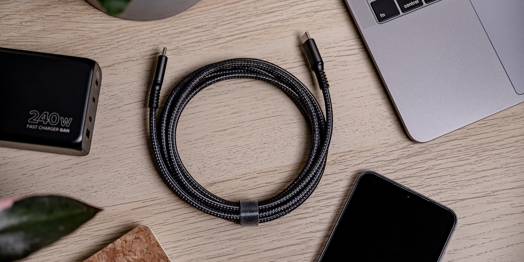 Kabel Newell USB-C - USB-C 240 W - 2 m, grafitowy