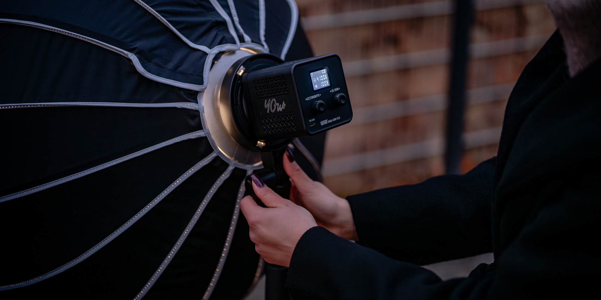 Lampa LED Newell Tara 40 RGB