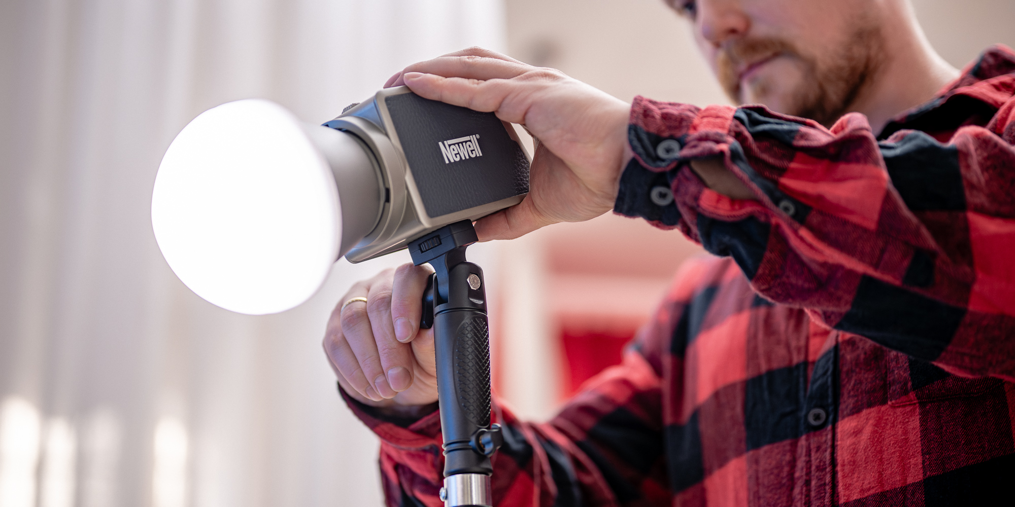 Lampa LED Newell Zora 60 RGB