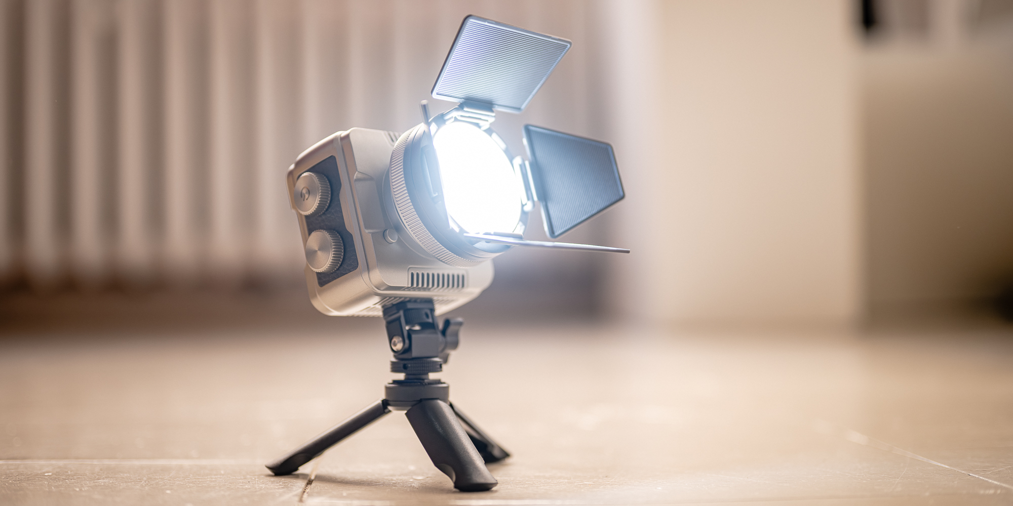 Lampa LED Newell Zora Mini 40 RGB