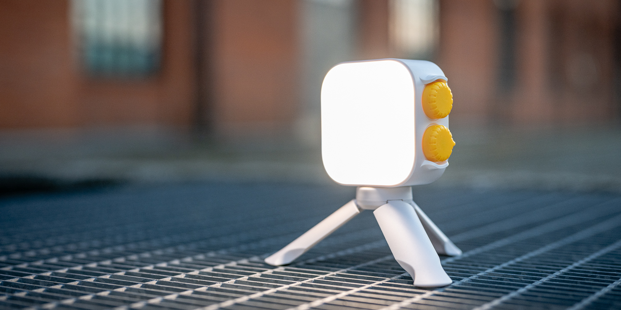 Lampa LED Newell RGB Cutie Pie - biała