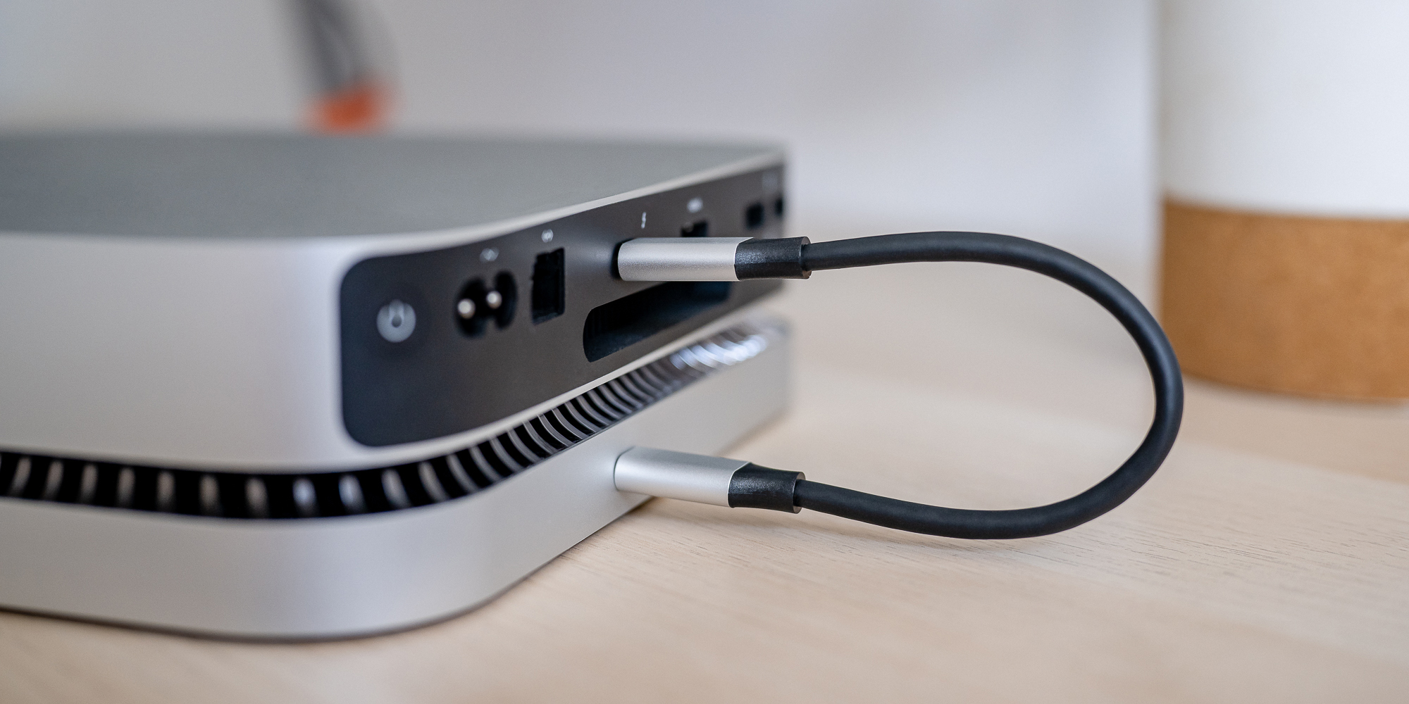 Newell Hub USB-C Ständer mit SATA SSD Adapter für Mac Mini