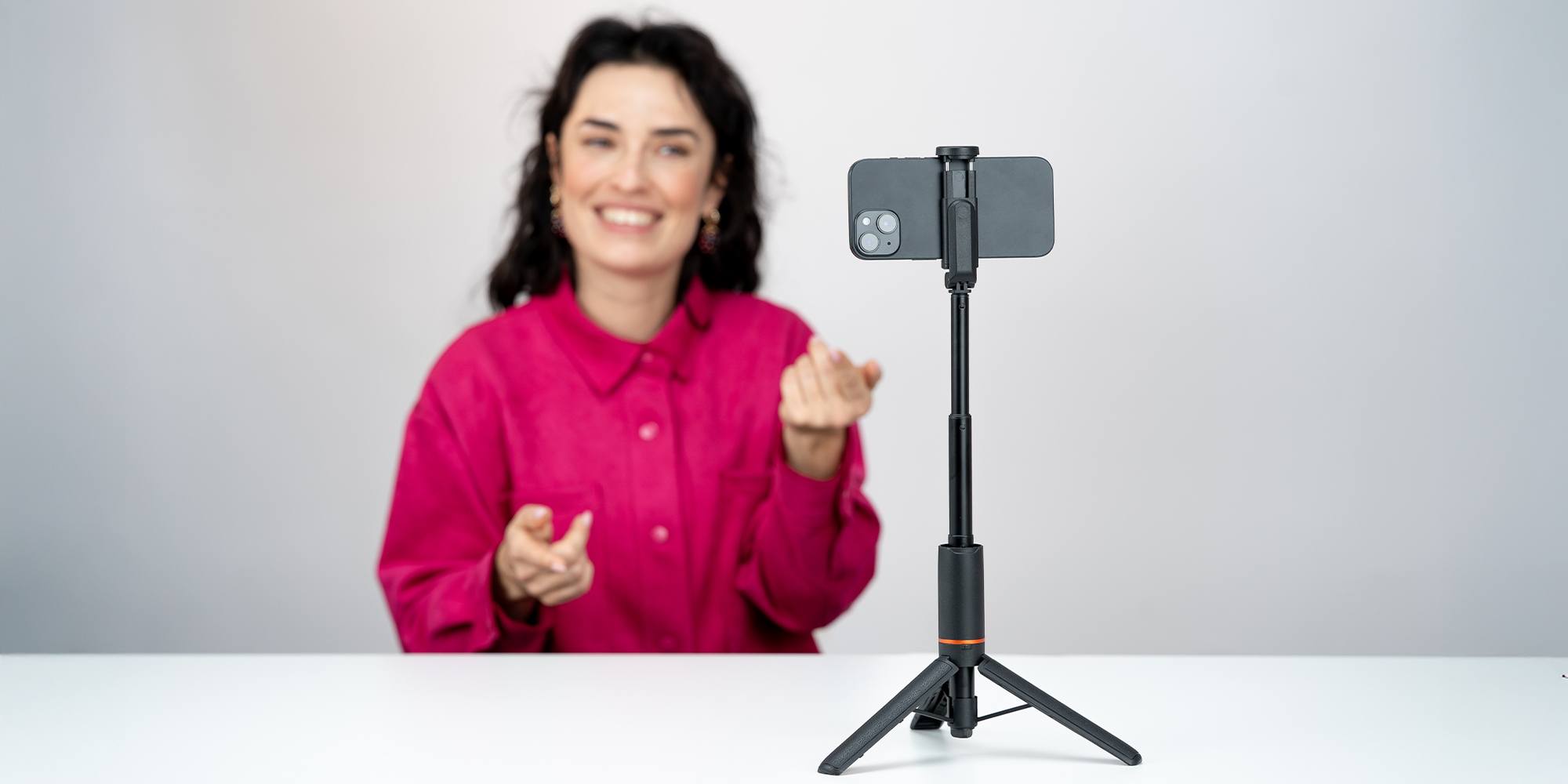 Statyw Newell z funkcją monopodu i pilotem M-Pod Pro