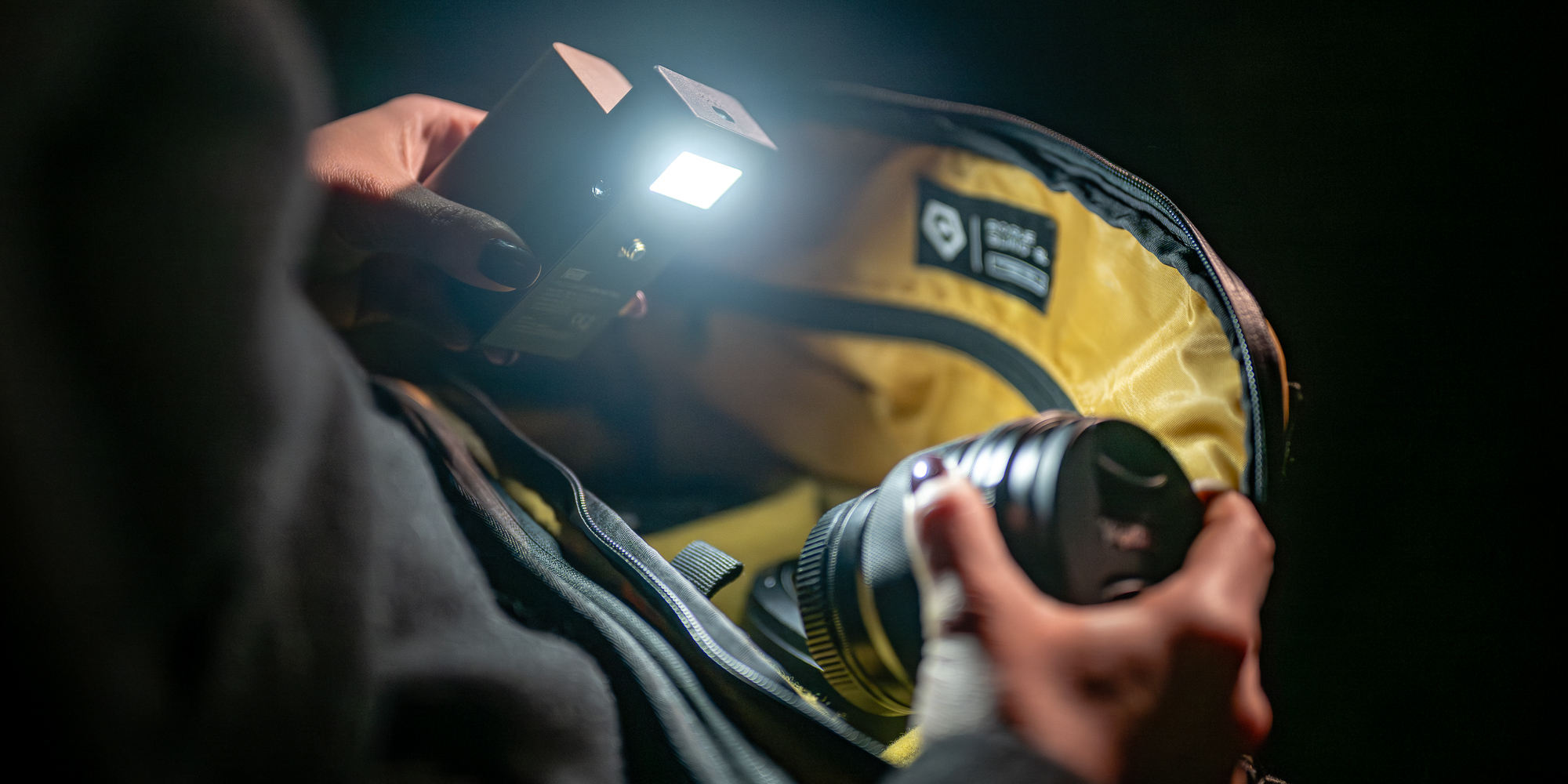 Uniwersalny adapter Newell DC - USB do akumulatorów NP-F