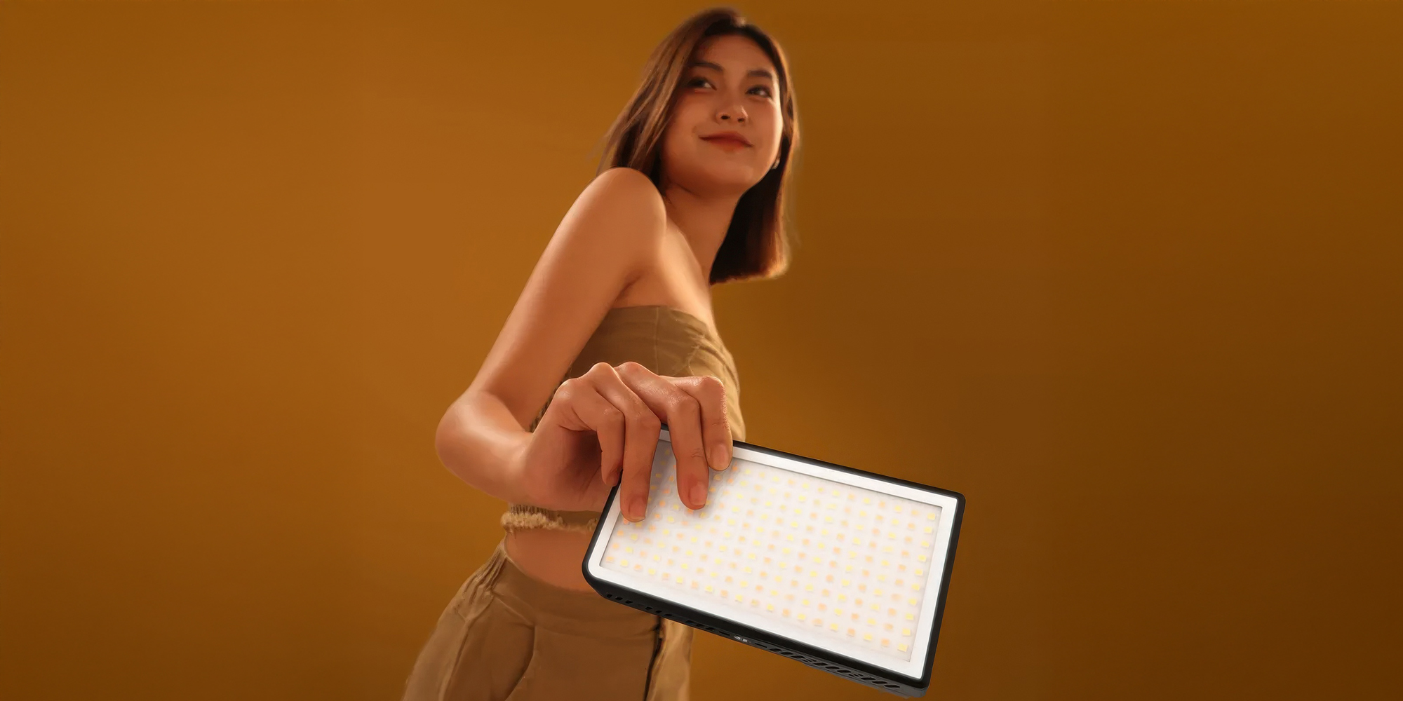 Lampa LED Ulanzi LM-P40 - WB (2700 K - 6500 K)