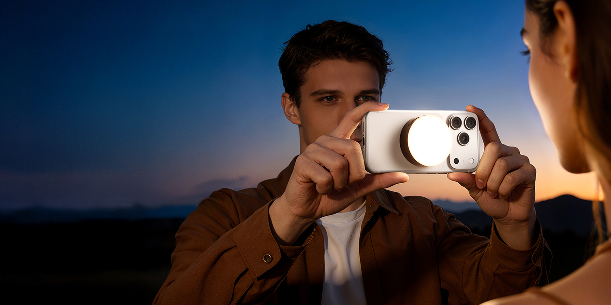 Lampa błyskowa Ulanzi MFL01 do smartfona - WB (2500 K - 8500 K)