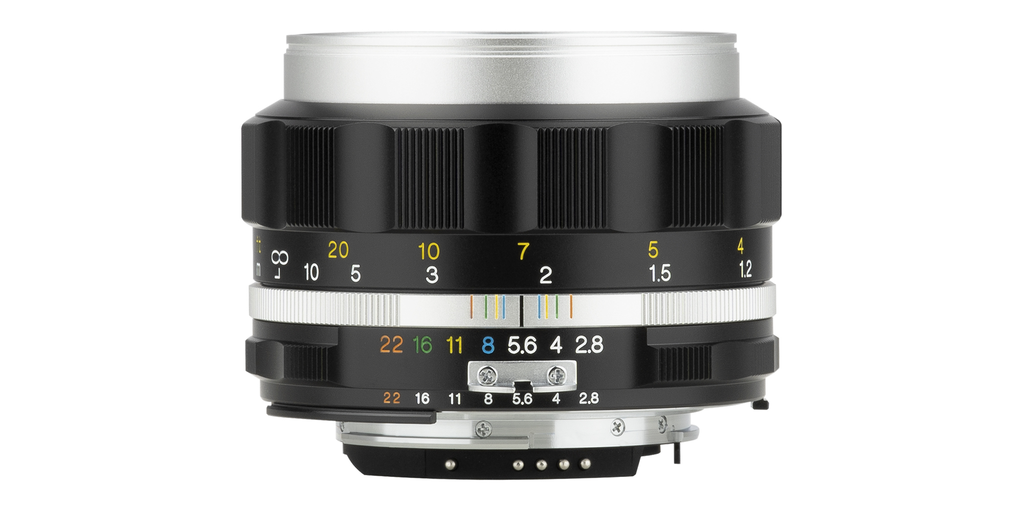 Voigtlander APO Skopar SL IIs 90 mm f/2.8 lens for Nikon F - silver
