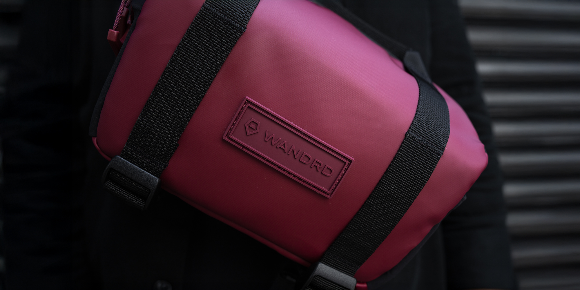 width=100% Torba fotograficzna Wandrd Rogue Sling 4 l v2 - pomarańczowa