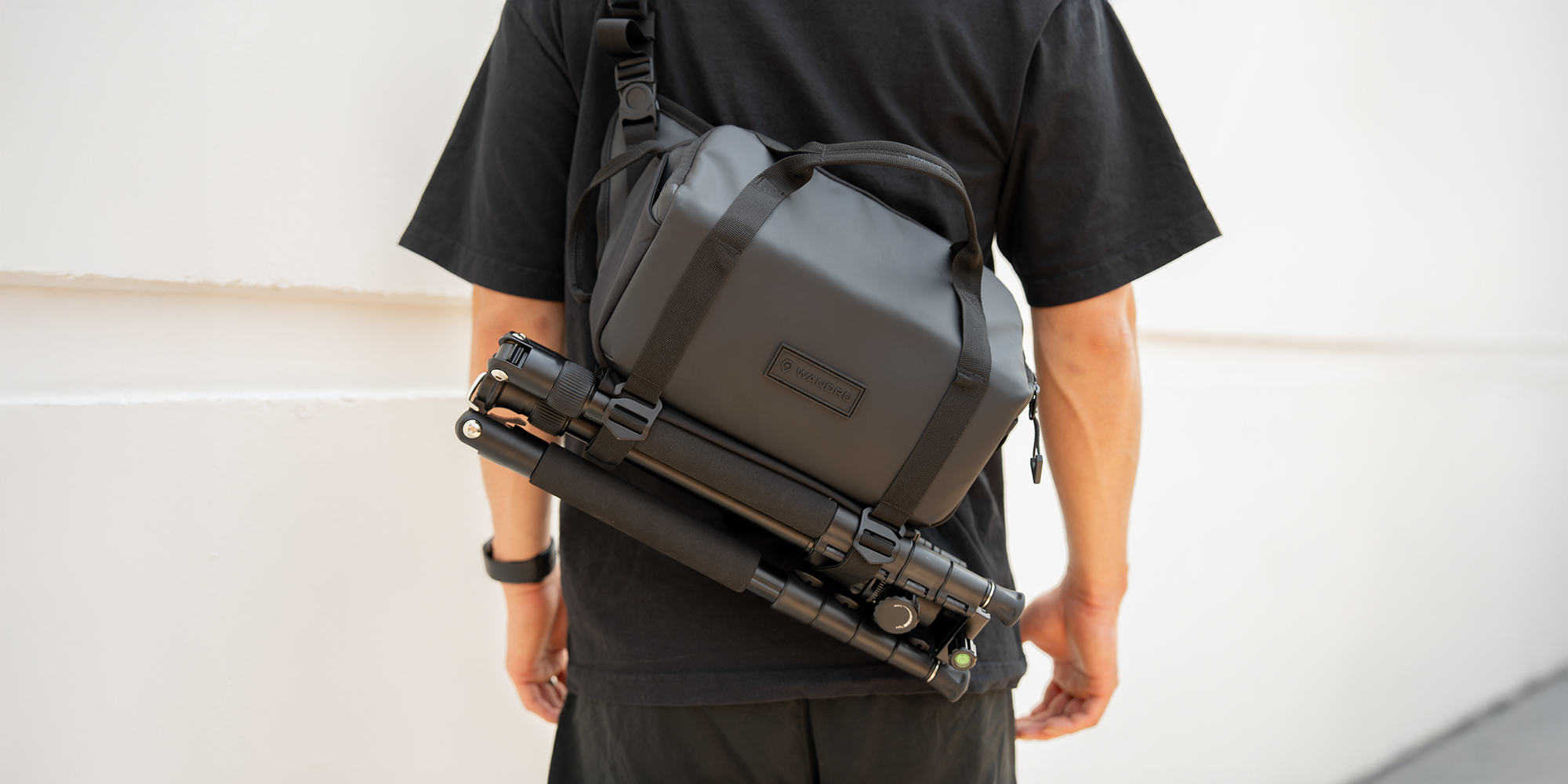 width=100% Torba fotograficzna Wandrd Rogue Sling 6 l v2 - brązowa