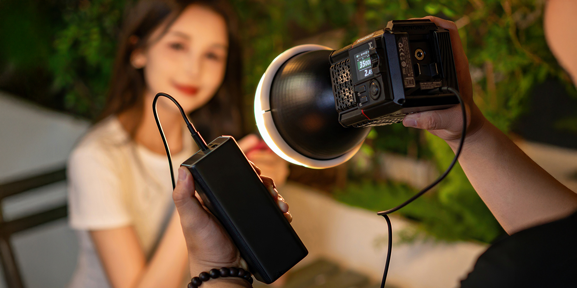 Lampa LED Yongnuo YN150 Ultra RGB Kit - WB (2000 K - 10000 K) - Jeszcze więcej światła